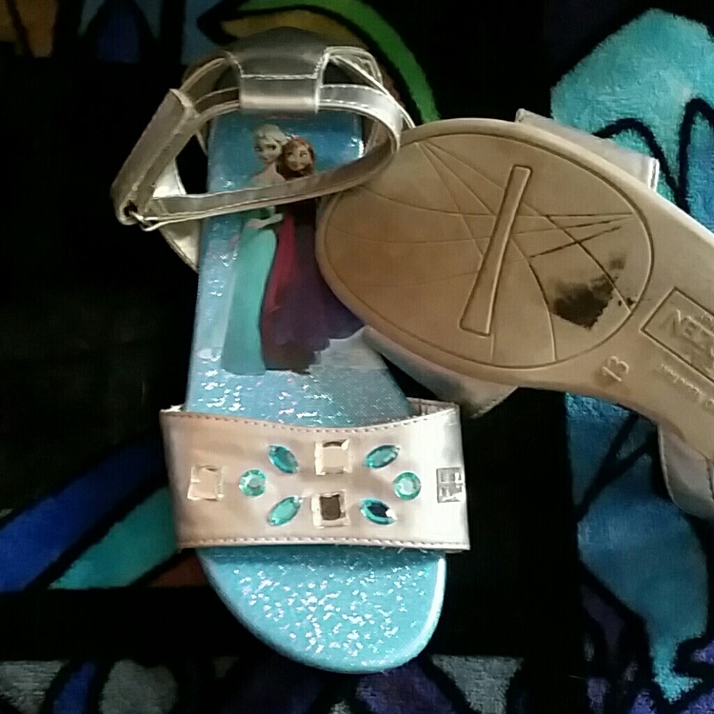 Girls sandals
